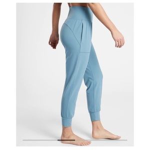 Athleta Salutation jogger